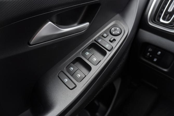 Hyundai Creta II с пробегом 2021 года, цена 2 528 000 рублей, 40306 км, внедорожник, Автокод Объявления