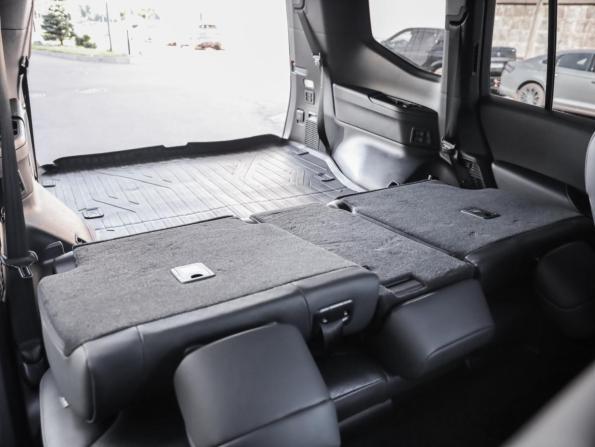 Toyota Land Cruiser 300 Series с пробегом 2022 года, цена 9 299 000 рублей, 51215 км, внедорожник, Автокод Объявления