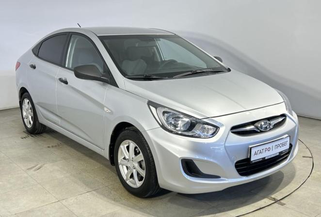Hyundai Solaris I с пробегом 2013 года, цена 865 000 рублей, 85043 км, седан, Автокод Объявления