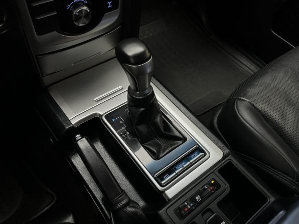 Toyota Land Cruiser Prado 150 Series Рестайлинг 2 с пробегом 2019 года, цена 4 500 000 рублей, 220000 км, внедорожник, Автокод Объявления