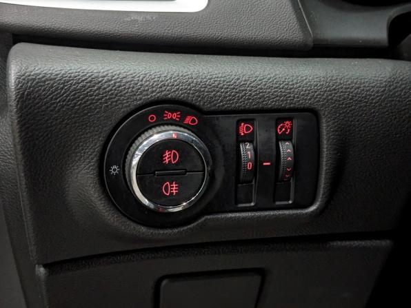 Opel Astra J Рестайлинг с пробегом 2012 года, цена 940 000 рублей, 113641 км, хэтчбек, Автокод Объявления