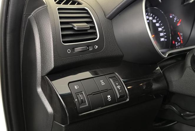 Kia Sorento II Рестайлинг с пробегом 2017 года, цена 2 125 000 рублей, 114117 км, внедорожник, Автокод Объявления