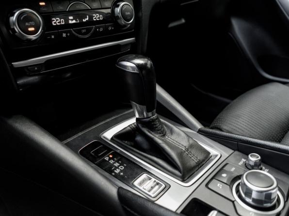 Mazda 6 III (GJ) Рестайлинг с пробегом 2017 года, цена 1 670 000 рублей, 185308 км, седан, Автокод Объявления