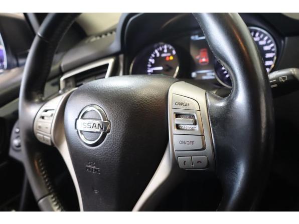 Nissan Qashqai II с пробегом 2015 года, цена 1 437 000 рублей, 194247 км, внедорожник, Автокод Объявления