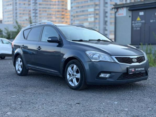 Kia Ceed I Рестайлинг с пробегом 2010 года, цена 585 000 рублей, 253800 км, универсал, Автокод Объявления