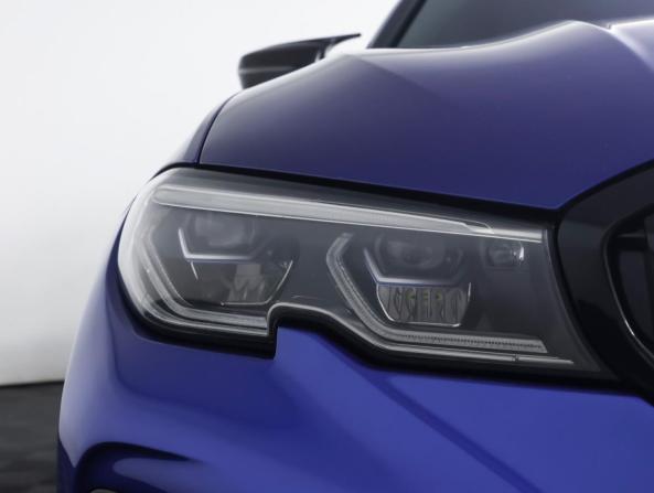 BMW 3 серии VII (G2x) с пробегом 2021 года, цена 3 300 000 рублей, 127054 км, седан, Автокод Объявления