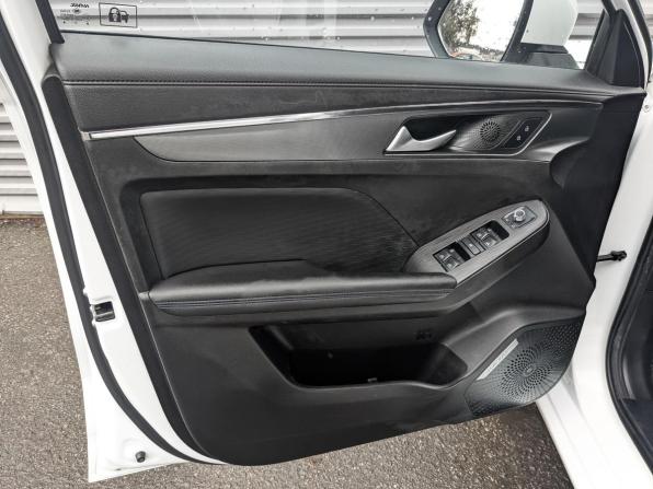 Haval Jolion I с пробегом 2023 года, цена 1 600 000 рублей, 114356 км, внедорожник, Автокод Объявления