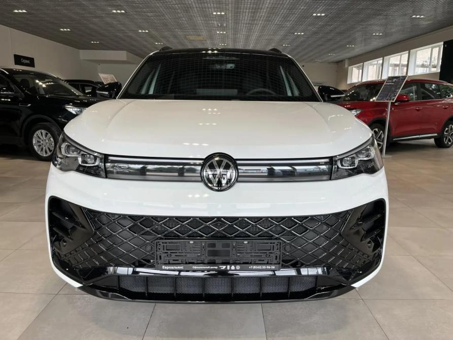 Volkswagen Tiguan II Рестайлинг (China Market) Великий Новгород  - изображение 2
