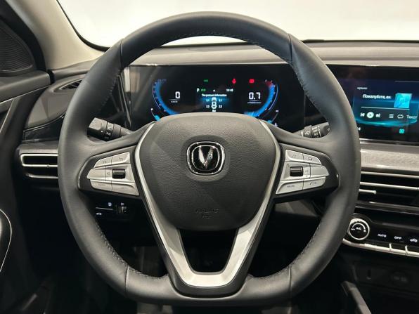 Changan Eado Plus с пробегом 2023 года, цена 1 649 000 рублей, 18956 км, седан, Автокод Объявления