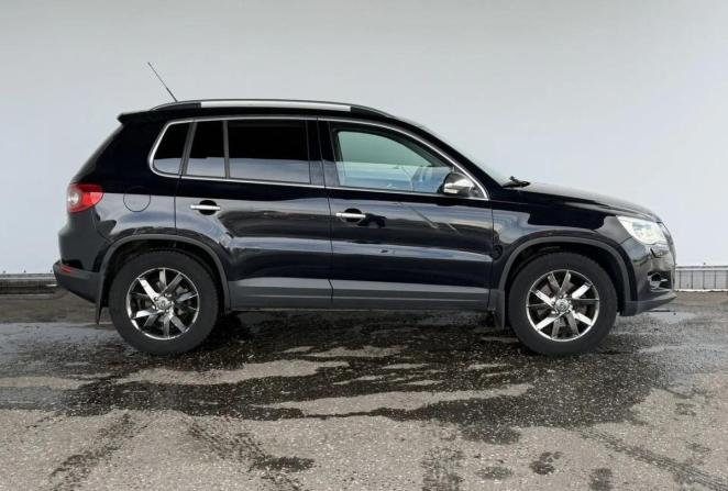 Volkswagen Tiguan I с пробегом 2010 года, цена 1 045 000 рублей, 196175 км, внедорожник, Автокод Объявления