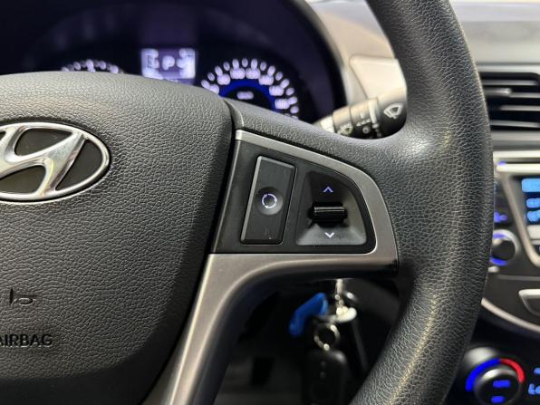 Hyundai Solaris I Рестайлинг с пробегом 2015 года, цена 1 250 000 рублей, 51000 км, седан, Автокод Объявления