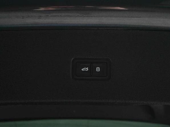Audi Q8 I (4M) с пробегом 2022 года, цена 6 200 000 рублей, 200399 км, внедорожник, Автокод Объявления