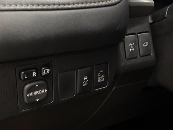 Toyota RAV4 IV (XA40) с пробегом 2015 года, цена 1 790 000 рублей, 221000 км, внедорожник, Автокод Объявления