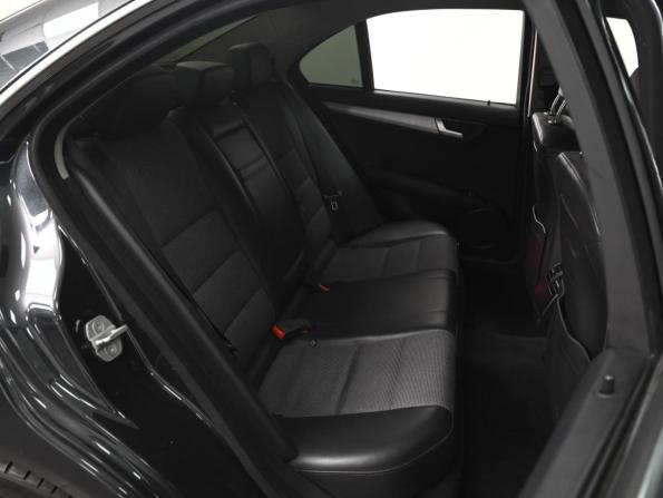 Mercedes-Benz C-Класс III (W204) Рестайлинг с пробегом 2011 года, цена 1 480 000 рублей, 228518 км, седан, Автокод Объявления