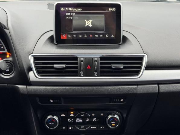 Mazda 3 III (BM) с пробегом 2013 года, цена 1 025 000 рублей, 211885 км, седан, Автокод Объявления