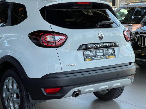 Renault Kaptur I с пробегом 2016 года, цена 1 590 000 рублей, 64100 км, внедорожник, Автокод Объявления