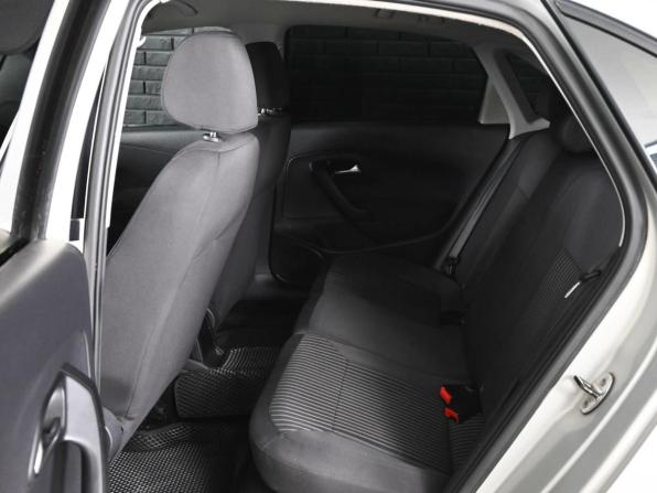 Volkswagen Polo V с пробегом 2011 года, цена 618 000 рублей, 219795 км, седан, Автокод Объявления