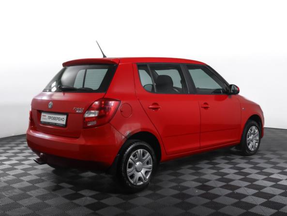 Skoda Fabia II Рестайлинг с пробегом 2011 года, цена 741 000 рублей, 140000 км, хэтчбек, Автокод Объявления