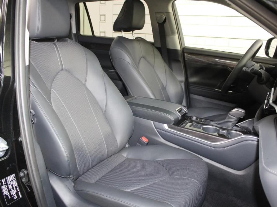 Toyota Highlander IV (XU70) Москва  - изображение 24