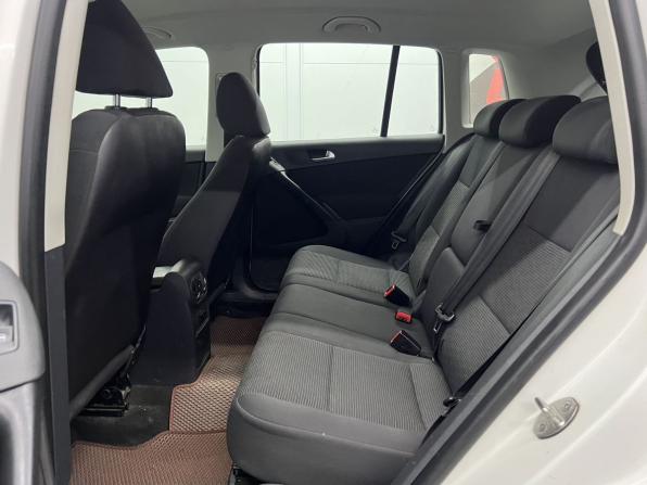 Volkswagen Tiguan I Рестайлинг с пробегом 2012 года, цена 1 059 000 рублей, 243642 км, внедорожник, Автокод Объявления