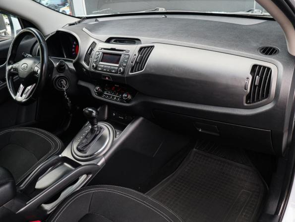 Kia Sportage III с пробегом 2012 года, цена 1 100 000 рублей, 290059 км, внедорожник, Автокод Объявления