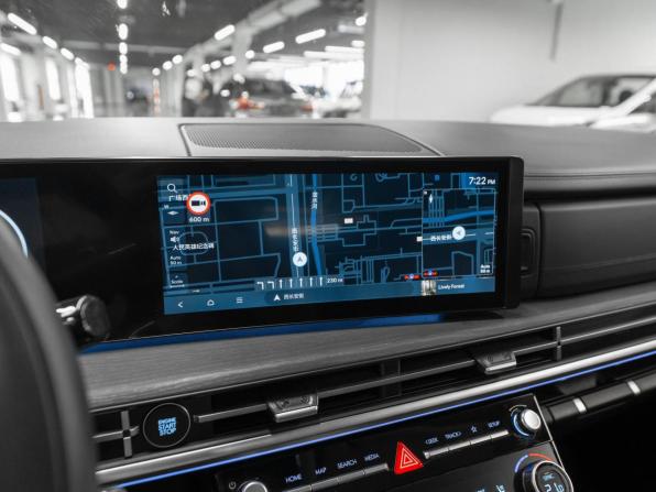 Hyundai Santa Fe V (MX5) с пробегом 2025 года, цена 5 140 000 рублей, 22717 км, внедорожник, Автокод Объявления