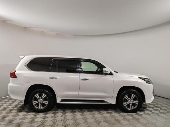 Lexus LX III Рестайлинг 2 с пробегом 2019 года, цена 7 775 000 рублей, 126708 км, внедорожник, Автокод Объявления