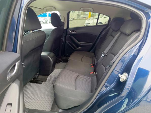 Mazda 3 III (BM) с пробегом 2014 года, цена 1 250 000 рублей, 181050 км, хэтчбек, Автокод Объявления