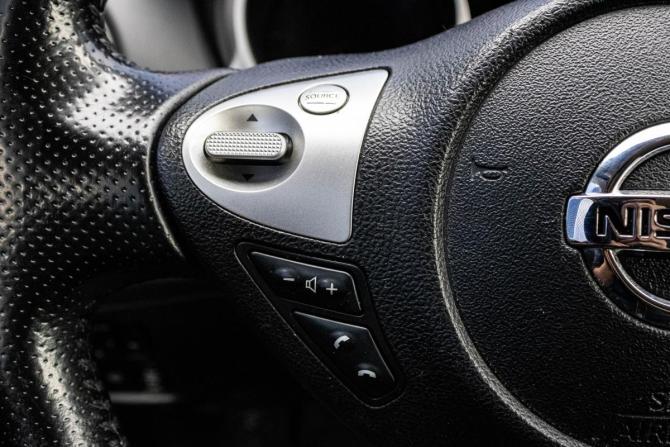 Nissan Juke I с пробегом 2012 года, цена 1 049 000 рублей, 137163 км, внедорожник, Автокод Объявления