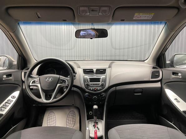 Hyundai Solaris I Рестайлинг с пробегом 2016 года, цена 697 000 рублей, 122000 км, седан, Автокод Объявления
