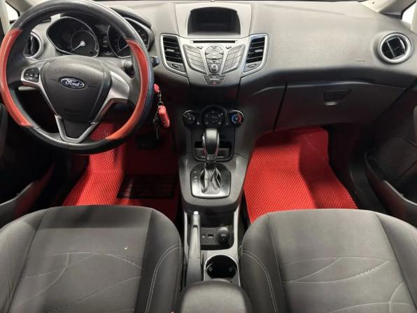 Ford Fiesta Mk6 Рестайлинг с пробегом 2015 года, цена 769 000 рублей, 118000 км, хэтчбек, Автокод Объявления