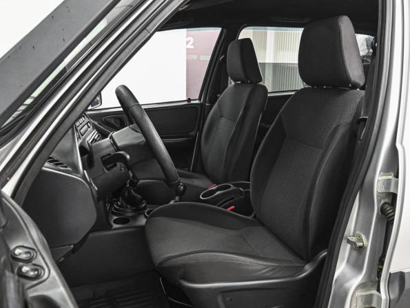 Chevrolet Niva I Рестайлинг с пробегом 2020 года, цена 799 000 рублей, 121608 км, внедорожник, Автокод Объявления