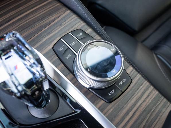 BMW 5 серии VII (G30/G31/G38) с пробегом 2017 года, цена 4 599 000 рублей, 112539 км, седан, Автокод Объявления