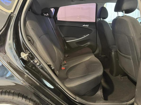 Hyundai Solaris I с пробегом 2011 года, цена 630 000 рублей, 200638 км, хэтчбек, Автокод Объявления