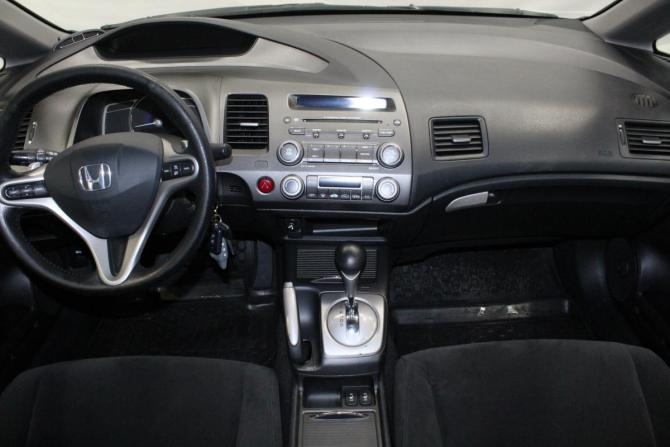 Honda Civic VIII Рестайлинг с пробегом 2009 года, цена 799 000 рублей, 206651 км, седан, Автокод Объявления