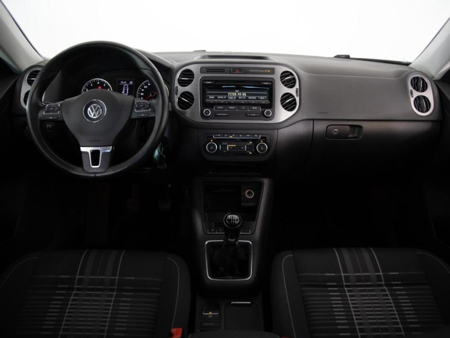 Volkswagen Tiguan I Рестайлинг Санкт-Петербург  - изображение 9