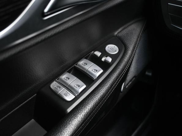 BMW 7 серии VI (G11/G12) с пробегом 2017 года, цена 3 349 000 рублей, 214737 км, седан, Автокод Объявления