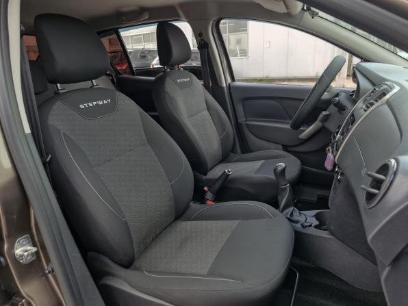 Renault Sandero II Рестайлинг с пробегом 2019 года, цена 1 099 000 рублей, 139202 км, хэтчбек, Автокод Объявления