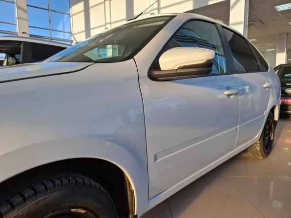 Lada (ВАЗ) Granta I Рестайлинг с пробегом 2023 года, цена 639 000 рублей, 57438 км, лифтбек, Автокод Объявления