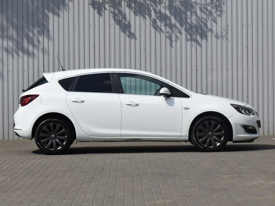 Opel Astra J Рестайлинг Краснодар  - изображение 4