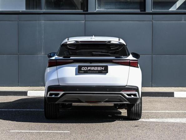 Omoda C5 I Рестайлинг с пробегом 2024 года, цена 1 794 000 рублей, 28922 км, внедорожник, Автокод Объявления