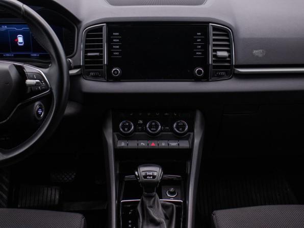 Skoda Karoq I с пробегом 2021 года, цена 2 430 000 рублей, 104082 км, внедорожник, Автокод Объявления