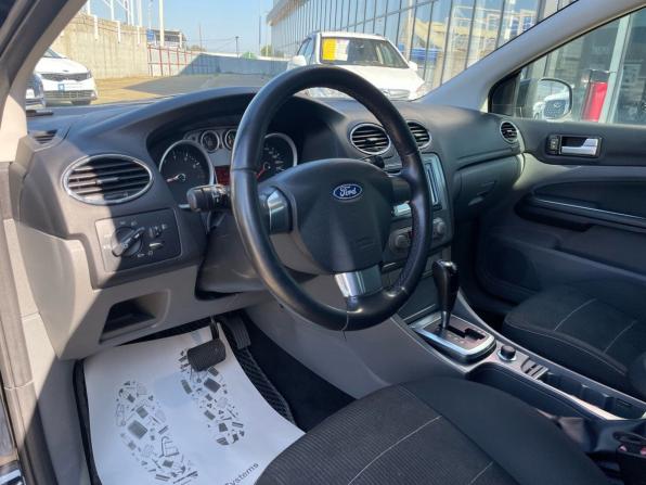 Ford Focus II Рестайлинг с пробегом 2009 года, цена 756 000 рублей, 268092 км, хэтчбек, Автокод Объявления
