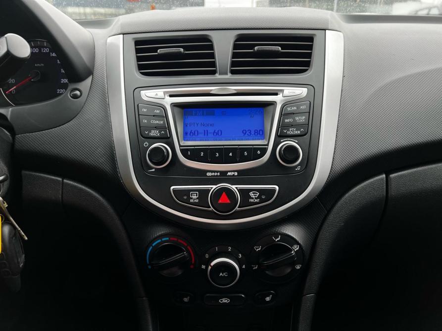 Hyundai Solaris I Волгоград  - изображение 14