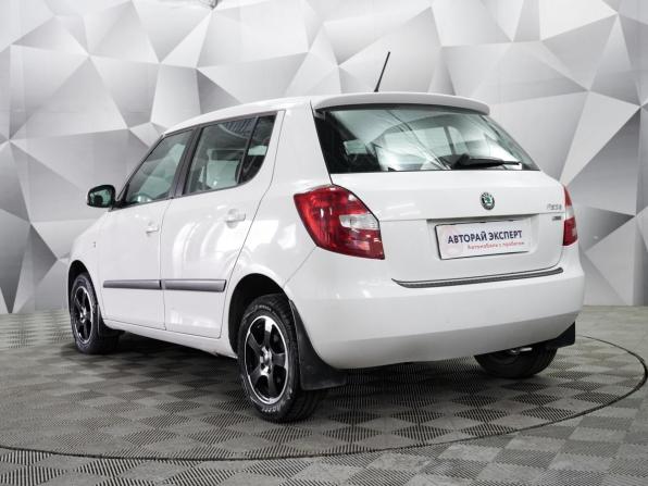 Skoda Fabia II Рестайлинг с пробегом 2011 года, цена 494 000 рублей, 245000 км, хэтчбек, Автокод Объявления