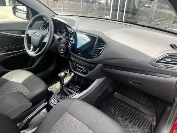 Lada (ВАЗ) Vesta I с пробегом 2018 года, цена 839 000 рублей, 102000 км, седан, Автокод Объявления