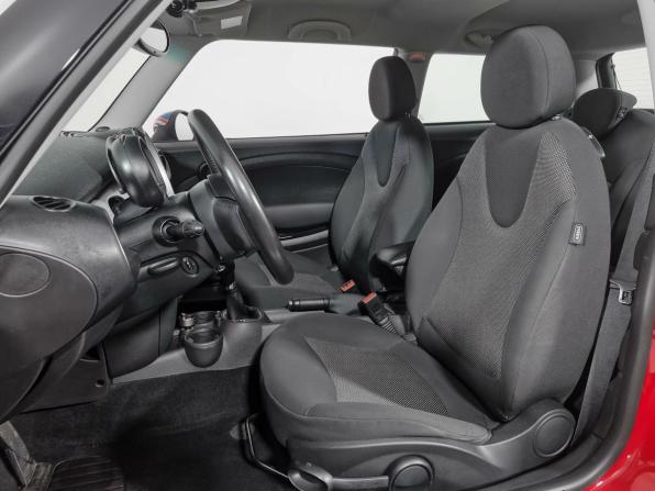 Mini Hatch II (R56) Рестайлинг с пробегом 2012 года, цена 949 000 рублей, 111076 км, хэтчбек, Автокод Объявления