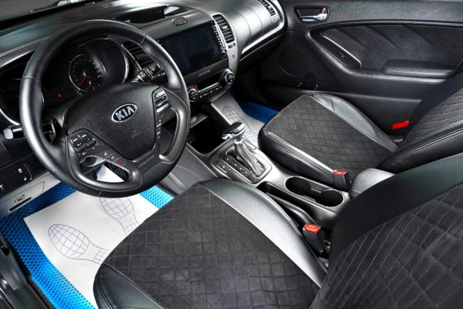 Kia Cerato III с пробегом 2013 года, цена 1 359 000 рублей, 245000 км, седан, Автокод Объявления