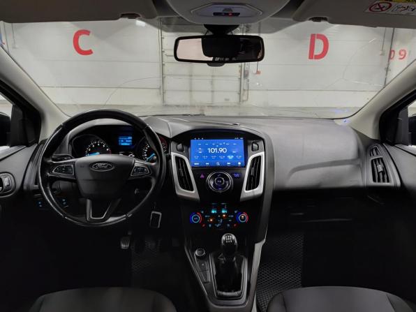 Ford Focus III Рестайлинг с пробегом 2017 года, цена 980 000 рублей, 241903 км, хэтчбек, Автокод Объявления