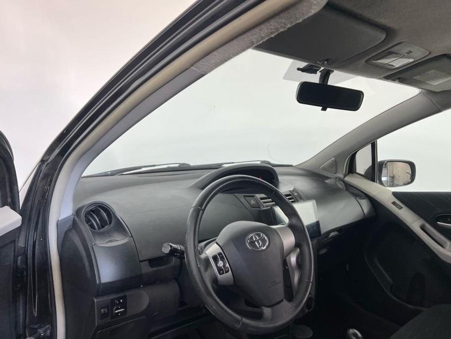 Toyota Yaris II Архангельск  - изображение 12
